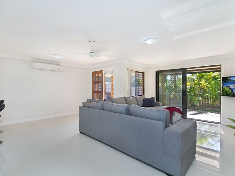 2/17 Blundell Boulevard, Tweed Heads South NSW 2486