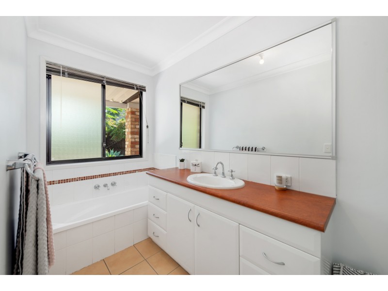 2 Triton Street, Tweed Heads South NSW 2486