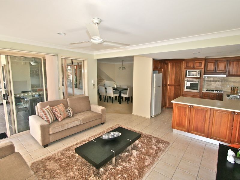 2 Eaglemont Drive, Terranora NSW 2486