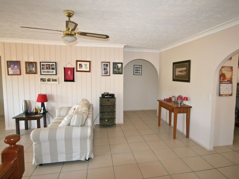 2/10 Kildare Drive, Banora Point NSW 2486