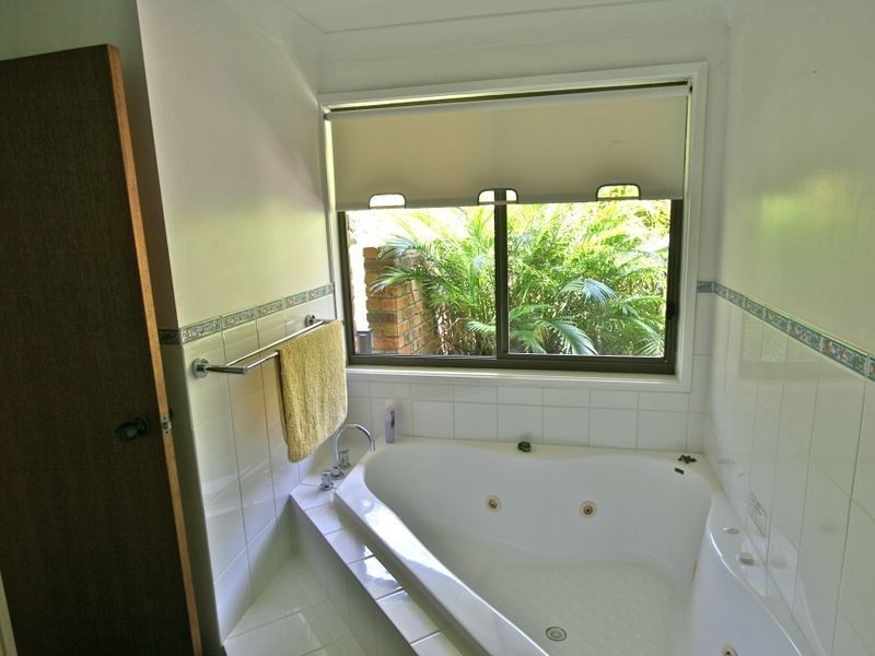 101 Green Valley Way, Piggabeen NSW 2486