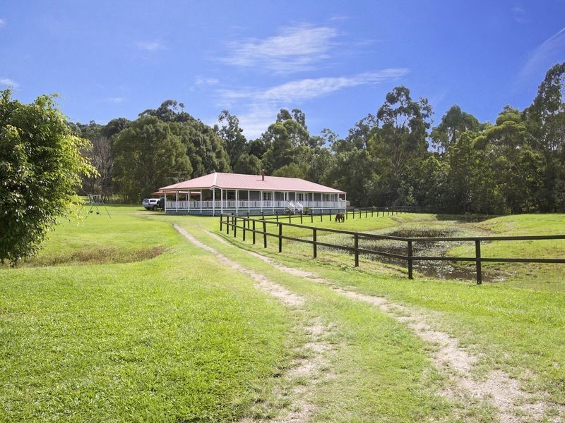 14 Pine Tree Place, Piggabeen NSW 2486
