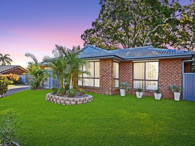10 Coolabah Court, Banora Point NSW 2486
