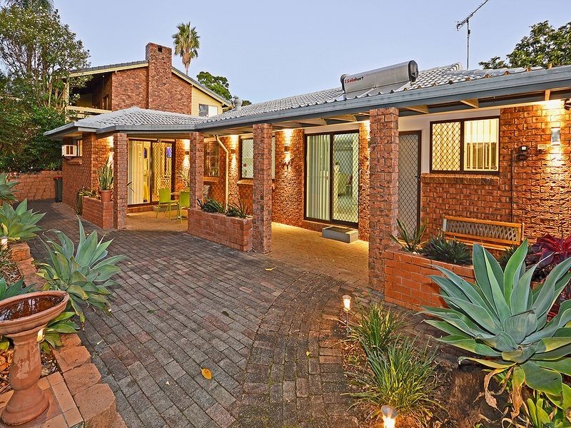 10 Coolabah Court, Banora Point NSW 2486