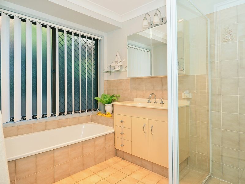 10 Coolabah Court, Banora Point NSW 2486