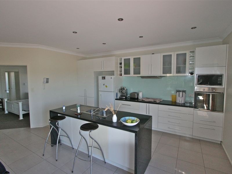 29 Peninsula Drive, Bilambil Heights NSW 2486
