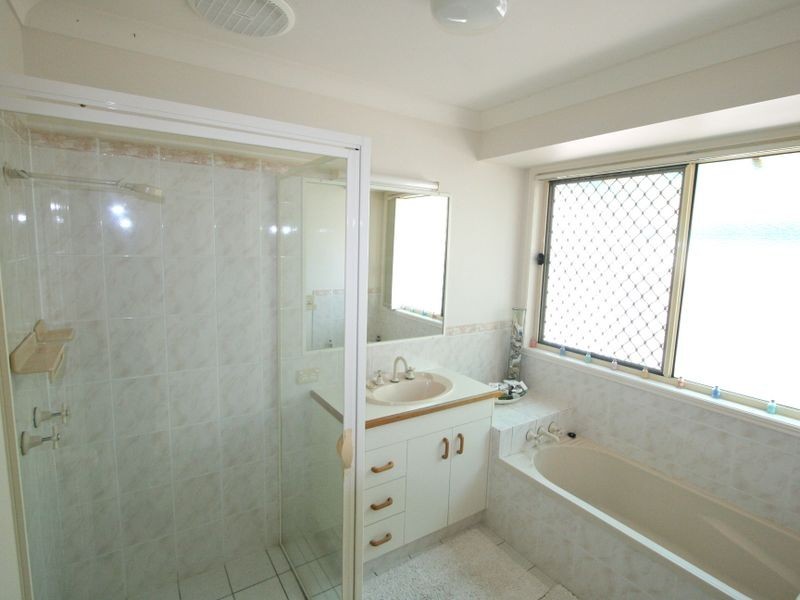 4/15 Avondale Drive, Banora Point NSW 2486