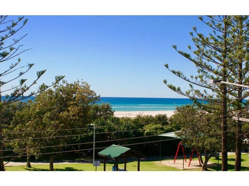 9/20 Pacific Parade, Bilinga QLD 4225