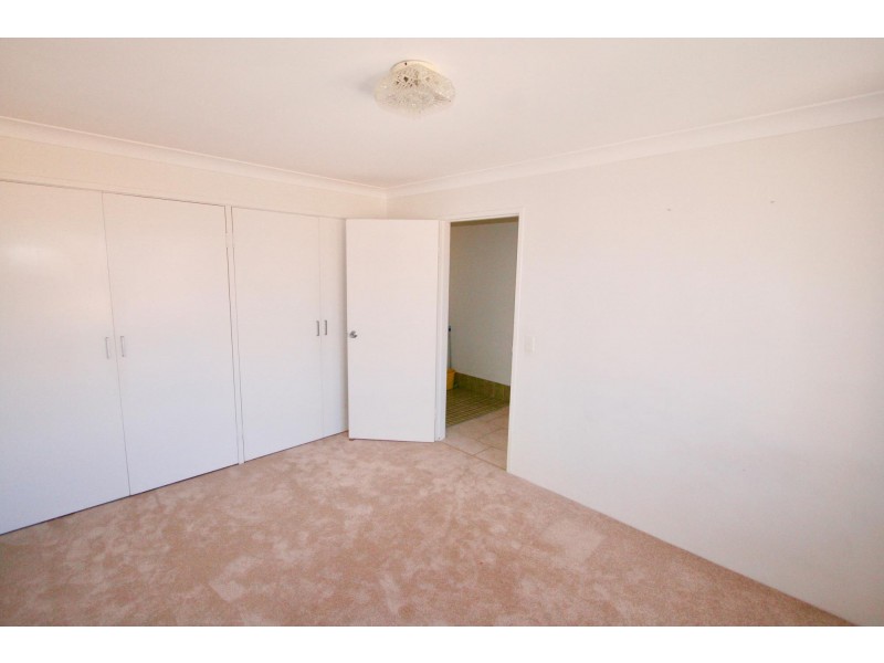 9/20 Pacific Parade, Bilinga QLD 4225