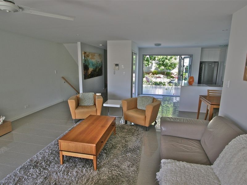 1/41 – 43 Dixon Street, Coolangatta QLD 4225