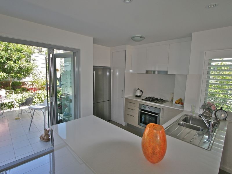 1/41 – 43 Dixon Street, Coolangatta QLD 4225