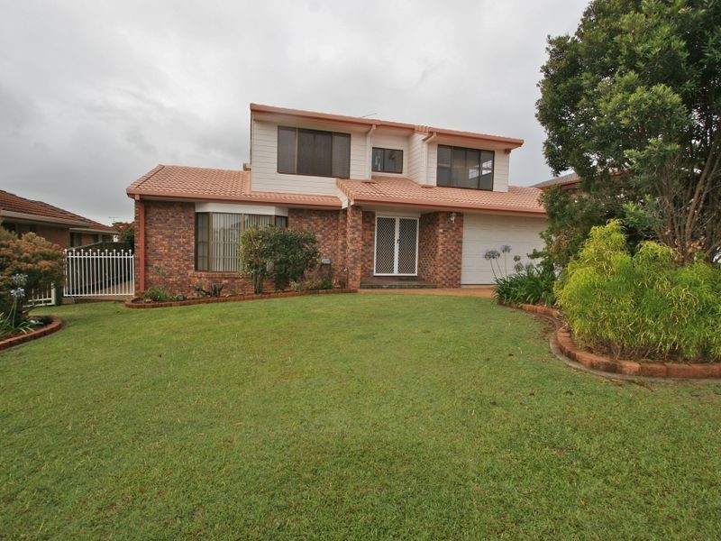 9 Warringa Drive, Bilambil Heights NSW 2486