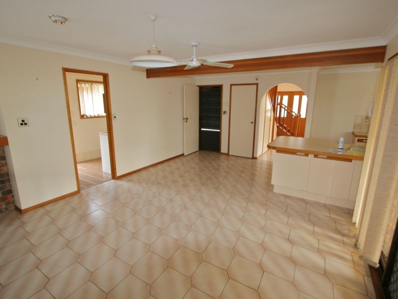 9 Warringa Drive, Bilambil Heights NSW 2486