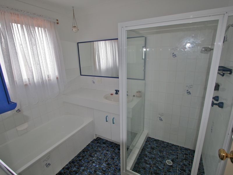 9 Warringa Drive, Bilambil Heights NSW 2486