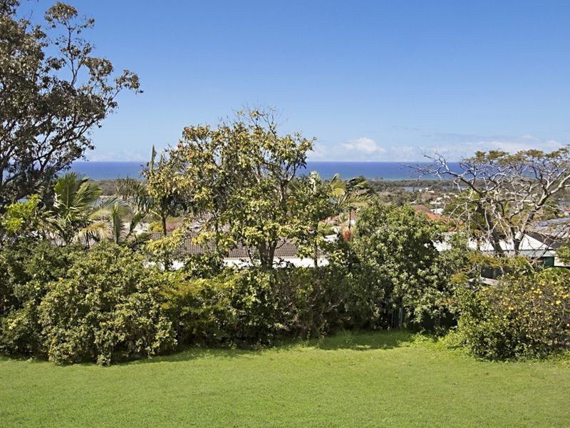 30 Walter Crescent, Banora Point NSW 2486