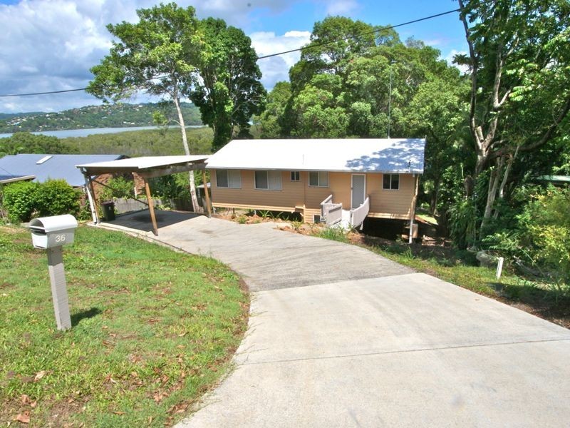 36 Lakeview Parade, Tweed Heads South NSW 2486