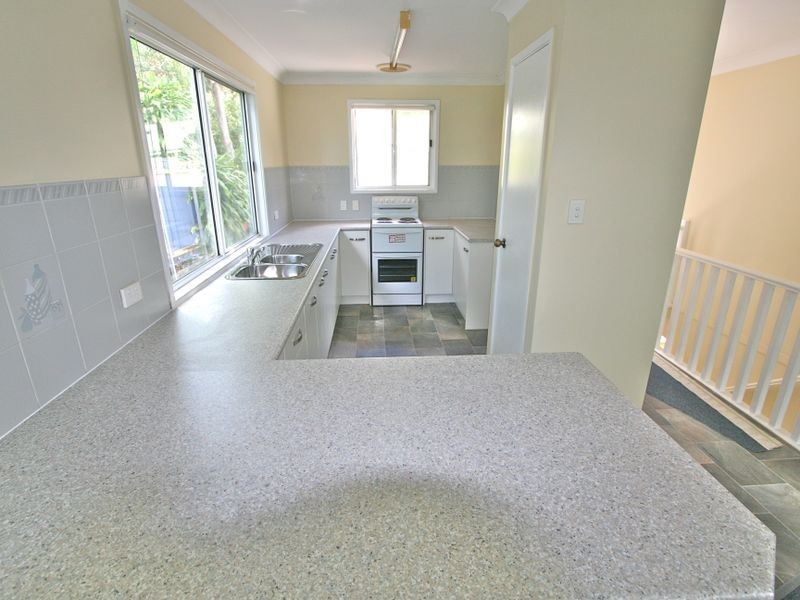 36 Lakeview Parade, Tweed Heads South NSW 2486