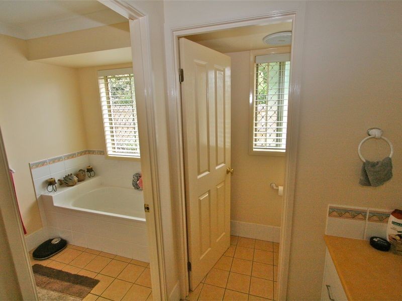 16 Ribbonwood Place, Terranora NSW 2486