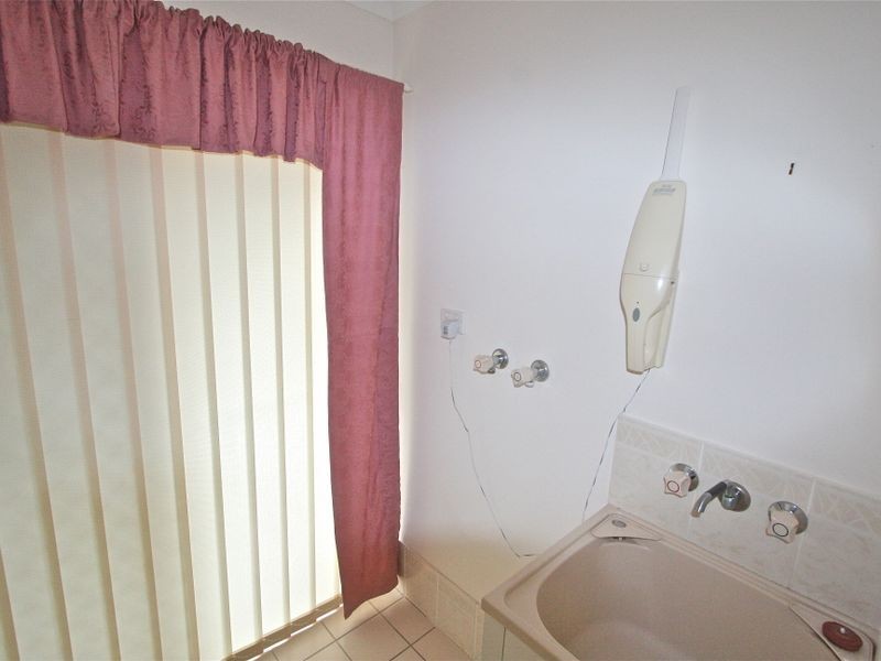 45 Honeymyrtle Drive, Banora Point NSW 2486