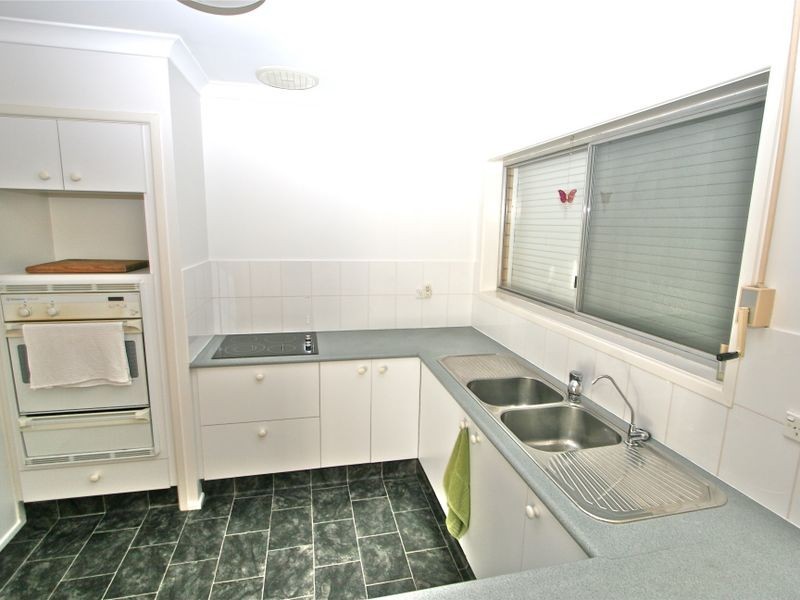 13 Kent Street, Coolangatta QLD 4225