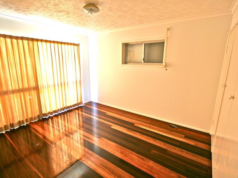 13 Kent Street, Coolangatta QLD 4225