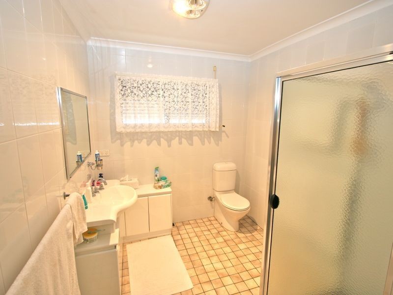 13 Kent Street, Coolangatta QLD 4225