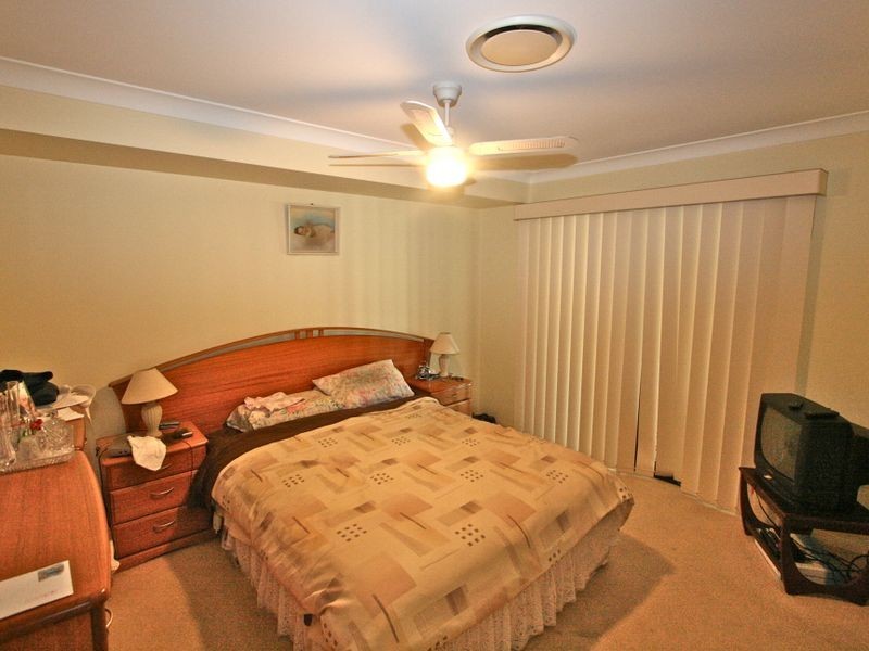 54 Avondale Drive, Banora Point NSW 2486