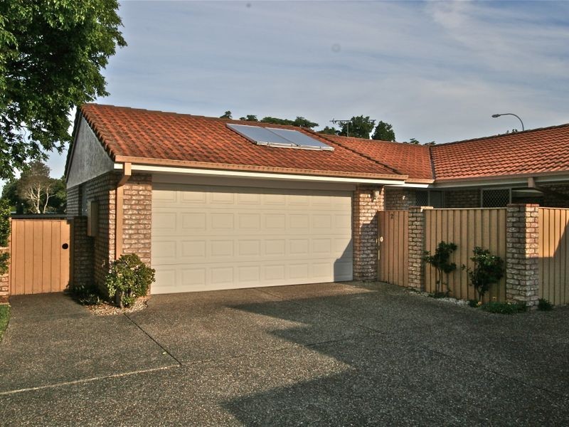 2/1 Brighton Street, Banora Point NSW 2486