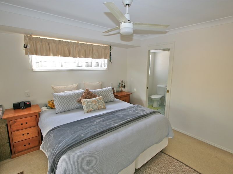 2/1 Brighton Street, Banora Point NSW 2486