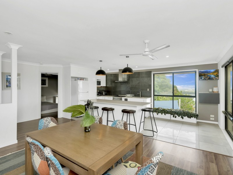 16 Aspen Place, Bilambil Heights NSW 2486