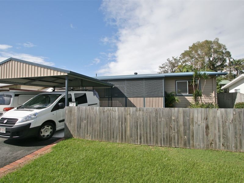 22 Lloyd Street, Tweed Heads South NSW 2486