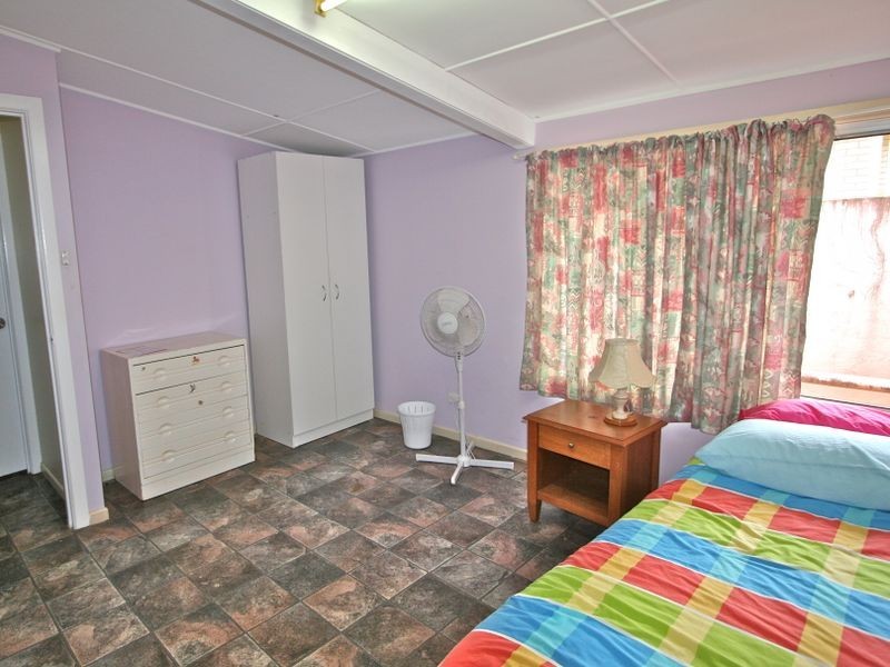 32 Sunshine Avenue, Tweed Heads South NSW 2486