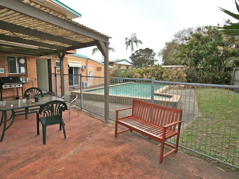 32 Sunshine Avenue, Tweed Heads South NSW 2486