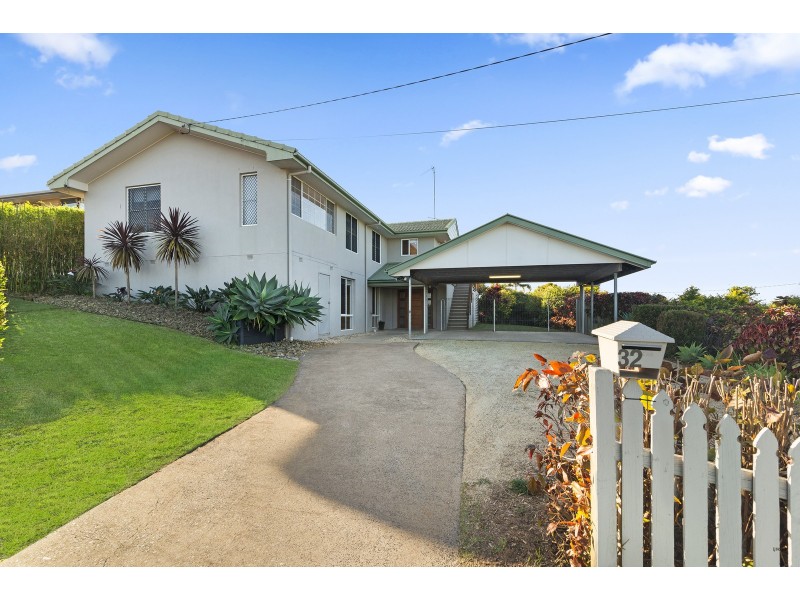 32 Lakeview Terrace, Bilambil Heights NSW 2486