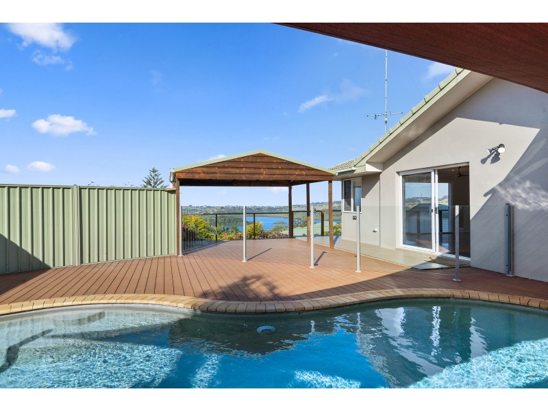 32 Lakeview Terrace, Bilambil Heights NSW 2486