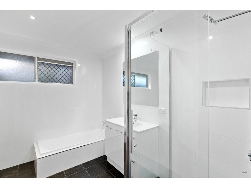 32 Lakeview Terrace, Bilambil Heights NSW 2486