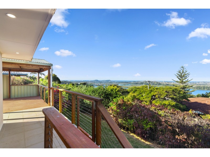 32 Lakeview Terrace, Bilambil Heights NSW 2486