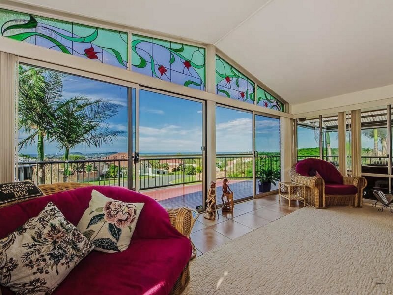 2 Karingal Avenue, Bilambil Heights NSW 2486