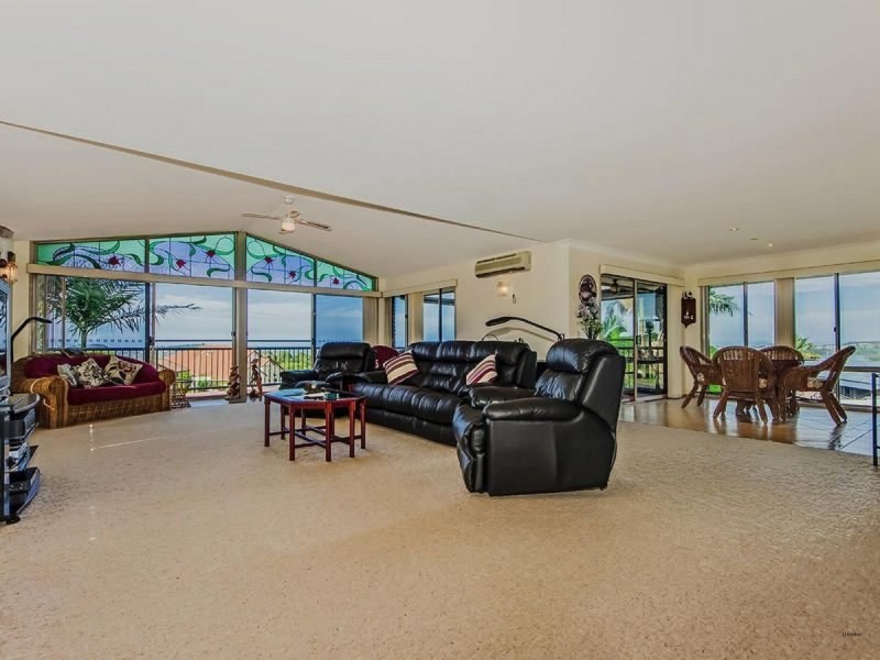 2 Karingal Avenue, Bilambil Heights NSW 2486