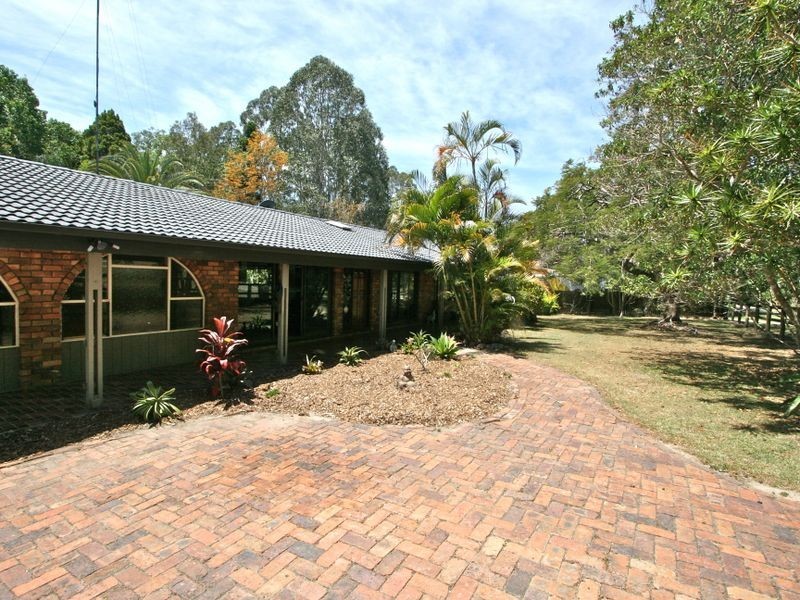 76 Green Valley Way, Piggabeen NSW 2486