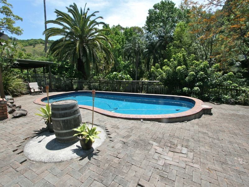 76 Green Valley Way, Piggabeen NSW 2486