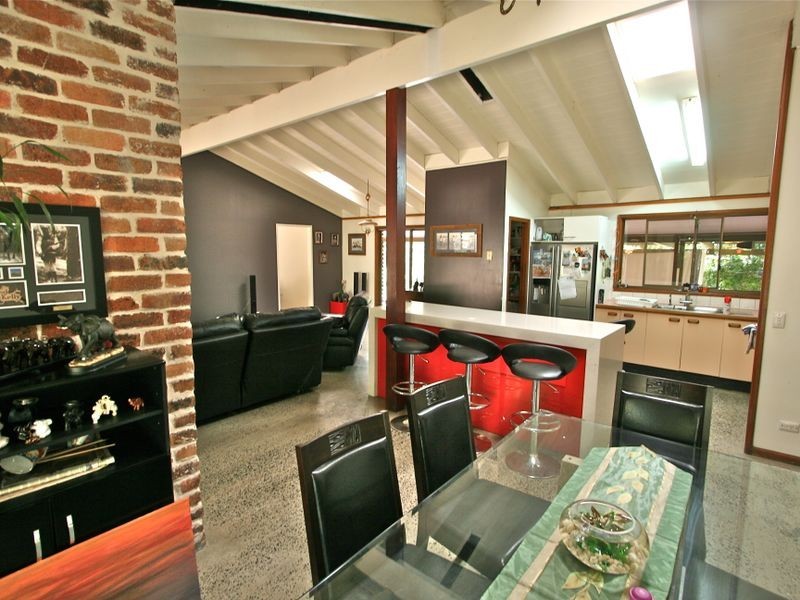 76 Green Valley Way, Piggabeen NSW 2486