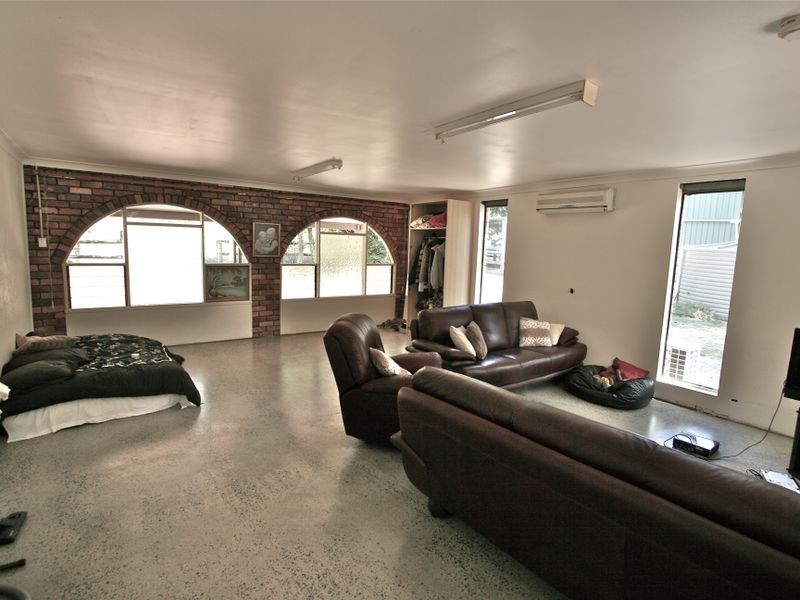 76 Green Valley Way, Piggabeen NSW 2486