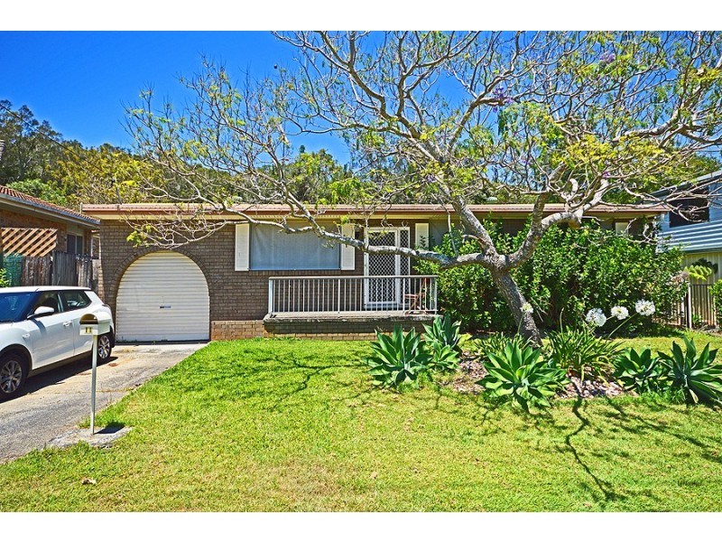 11 James Road, Tweed Heads South NSW 2486