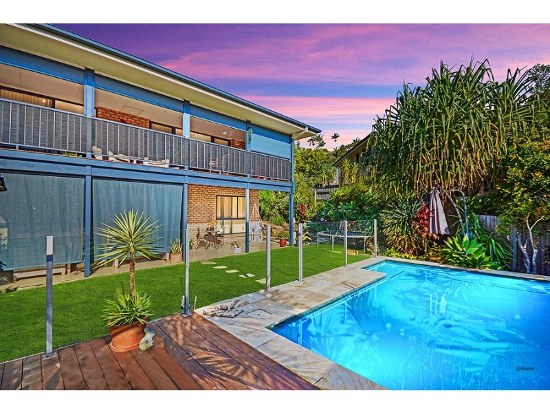 11 Donegal Court, Banora Point NSW 2486