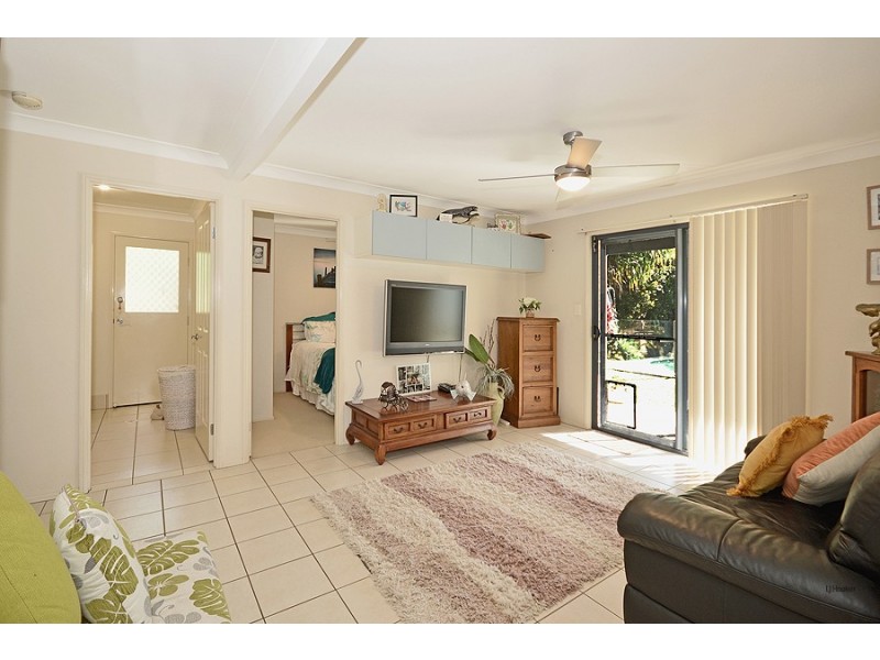 11 Donegal Court, Banora Point NSW 2486