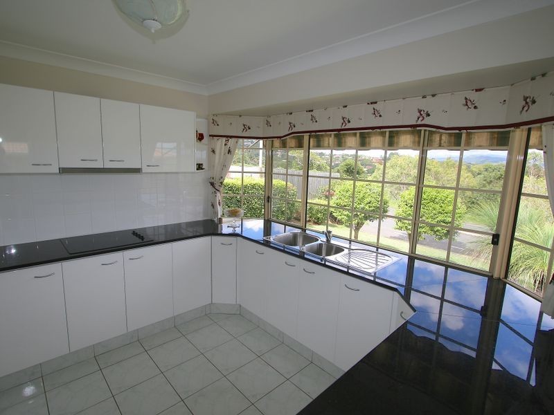 7 Lovat Brae Court, Banora Point NSW 2486