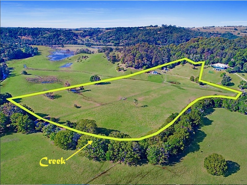 13 Robinsons Road, Piggabeen NSW 2486