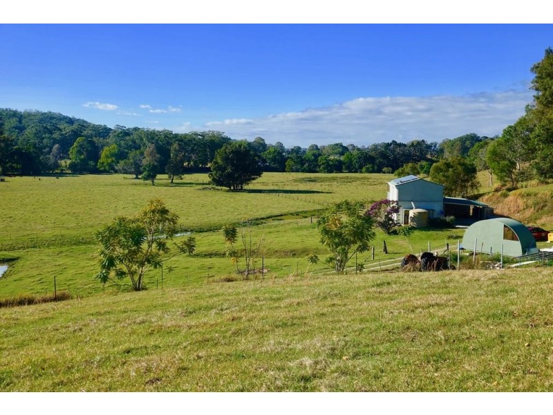 13 Robinsons Road, Piggabeen NSW 2486