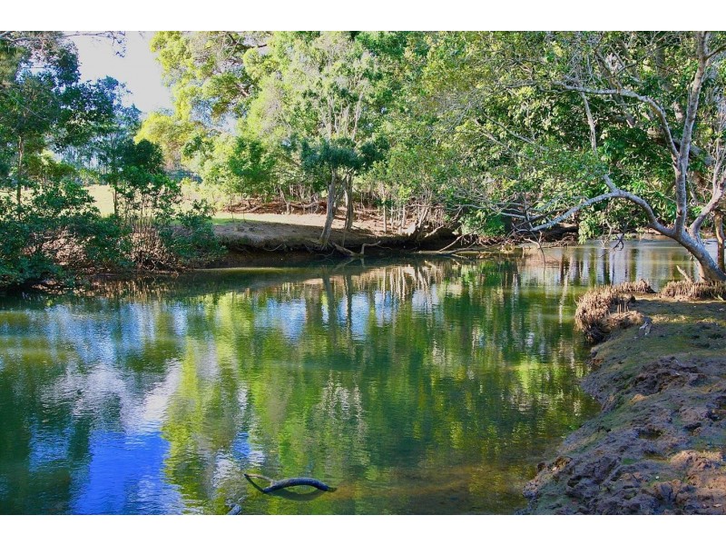 13 Robinsons Road, Piggabeen NSW 2486